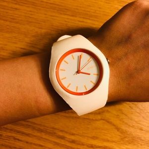 white elastic band watch
